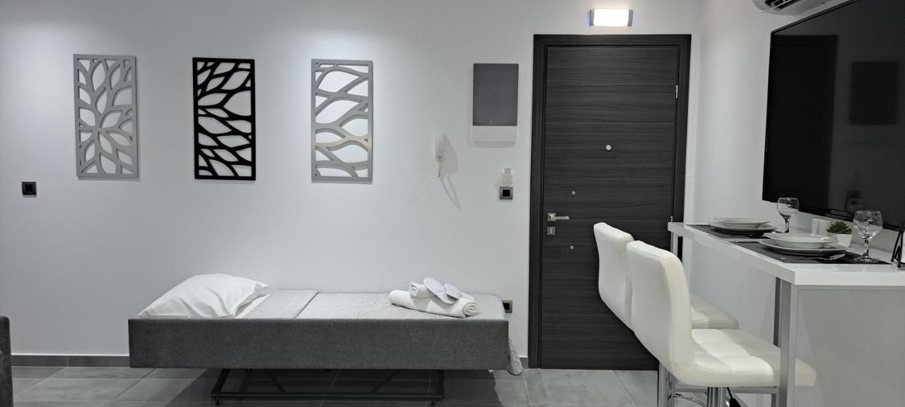 Km Luxury Apart Downtown Heraklion Exteriör bild