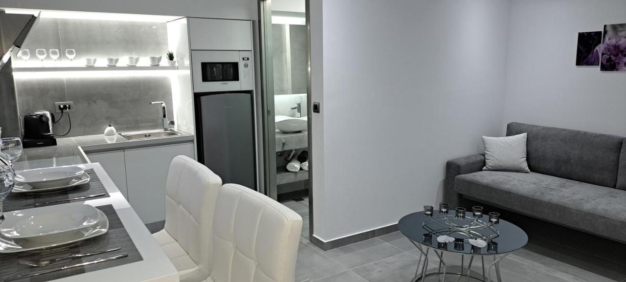Km Luxury Apart Downtown Heraklion Exteriör bild
