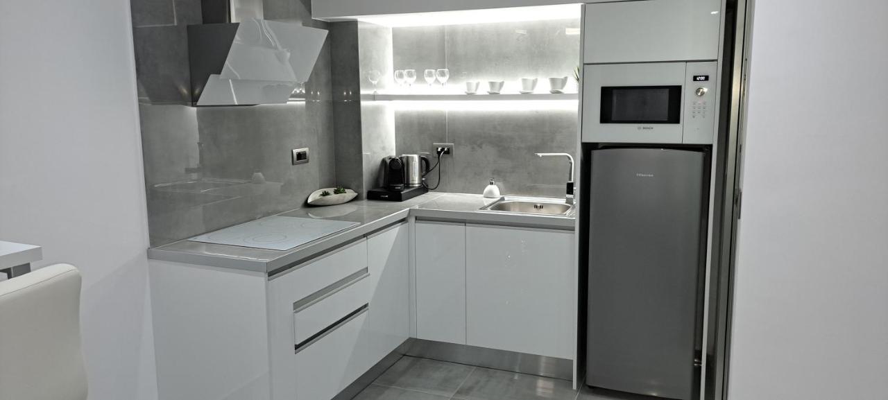 Km Luxury Apart Downtown Heraklion Exteriör bild